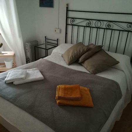 Nice Apartment In The Center Of Гранада Екстериор снимка