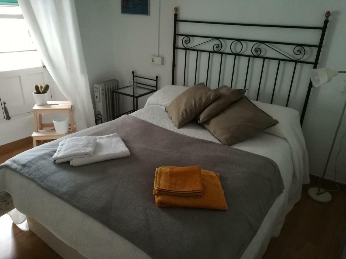 Nice Apartment In The Center Of Гранада Екстериор снимка