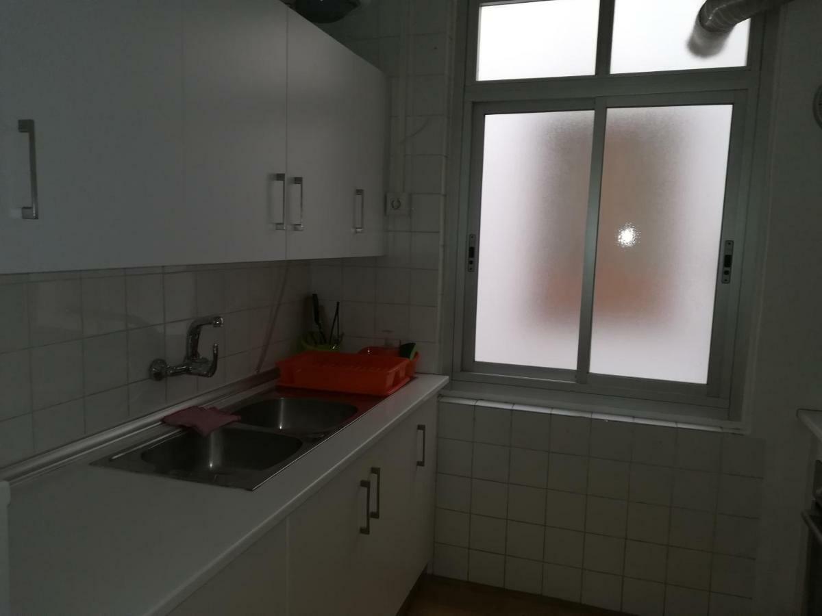 Nice Apartment In The Center Of Гранада Екстериор снимка